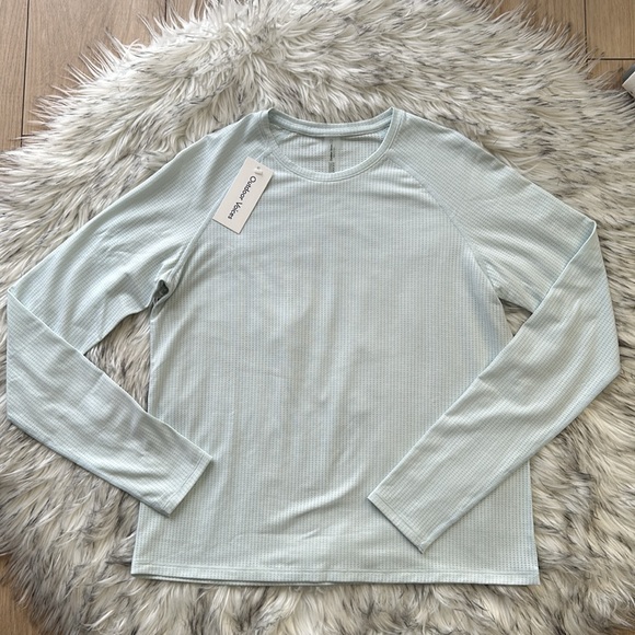 Outdoor Voice ThinkFast Mesh Long Sleeve - Picture 3 of 7